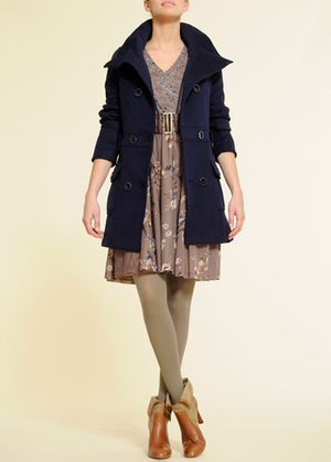 Nakoukněte! Zimní kabáty Mango, Roxy a Guess (http://www.luxurymag.cz)