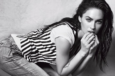 Sexy Megan Fox v kampani Emporio Armani (www.luxurymag.cz)