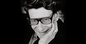 Módní návrhář Yves Saint Laurent zemřel