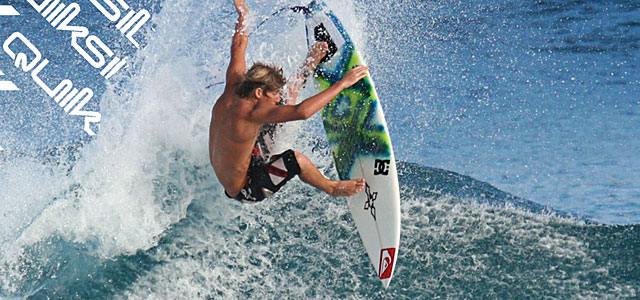 Pánové, do plavek! / Pánské plavky Ed Hardy a Quiksilver 2008