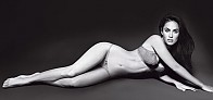 Sexy Megan Fox v kampani Emporio Armani