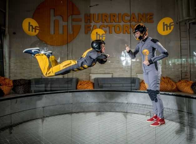 Indoor skydiving