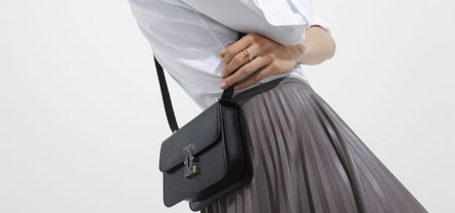 Double C de Cartier: minimalistická kabelka